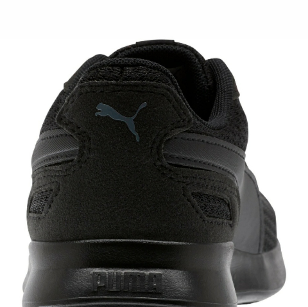 Shoes - Picture 2 of 3